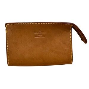 LOUIS VUITTON Nomad Cabas Ambre PM Pouch
Leather Beige
